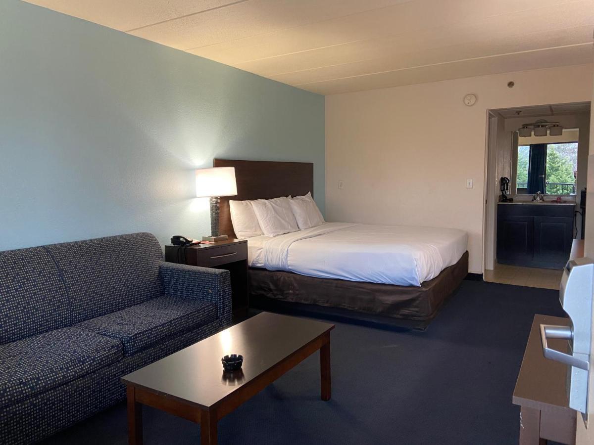 Econo Lodge Inn & Suites Rehoboth Beach Buitenkant foto