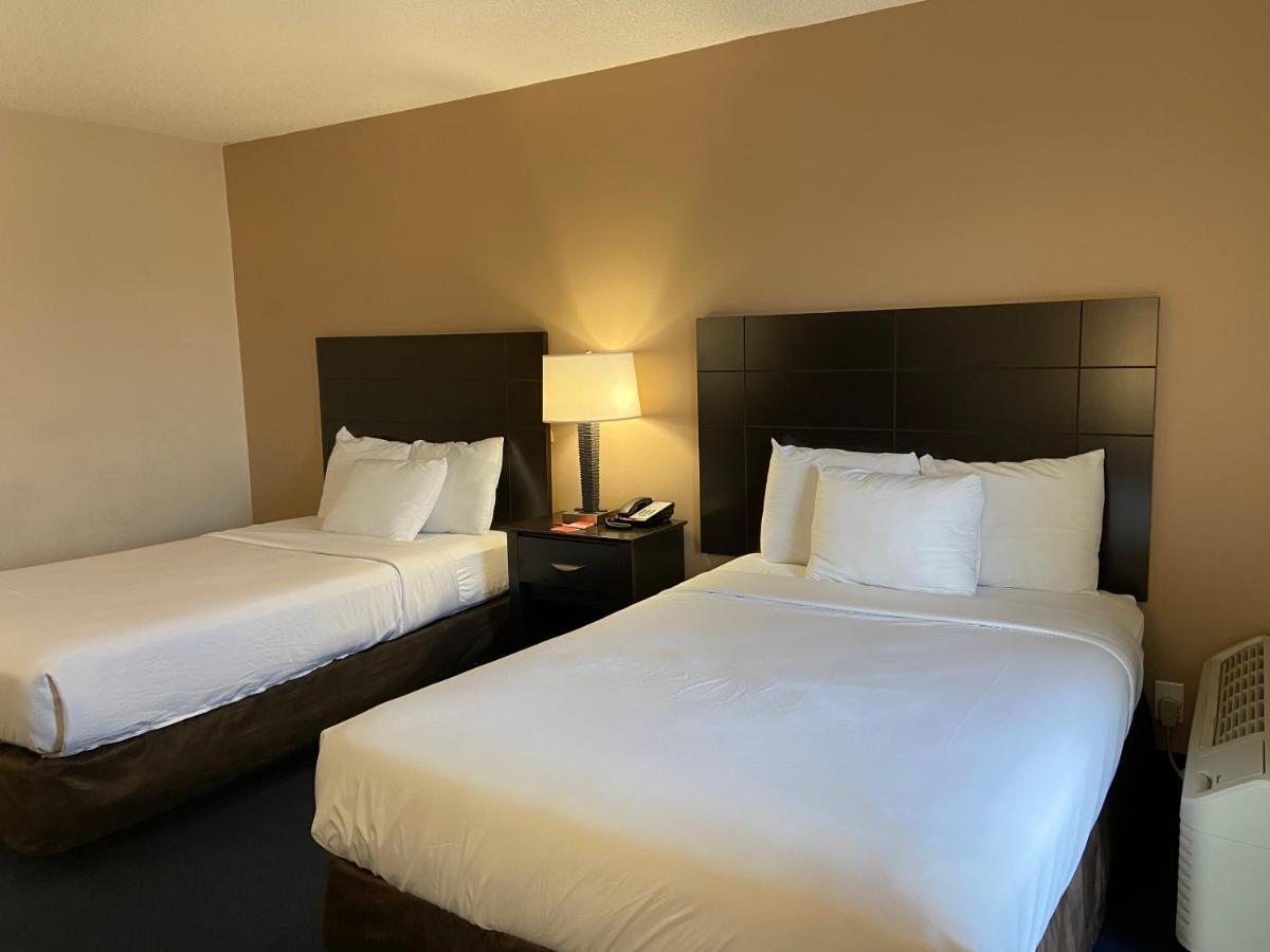 Econo Lodge Inn & Suites Rehoboth Beach Buitenkant foto