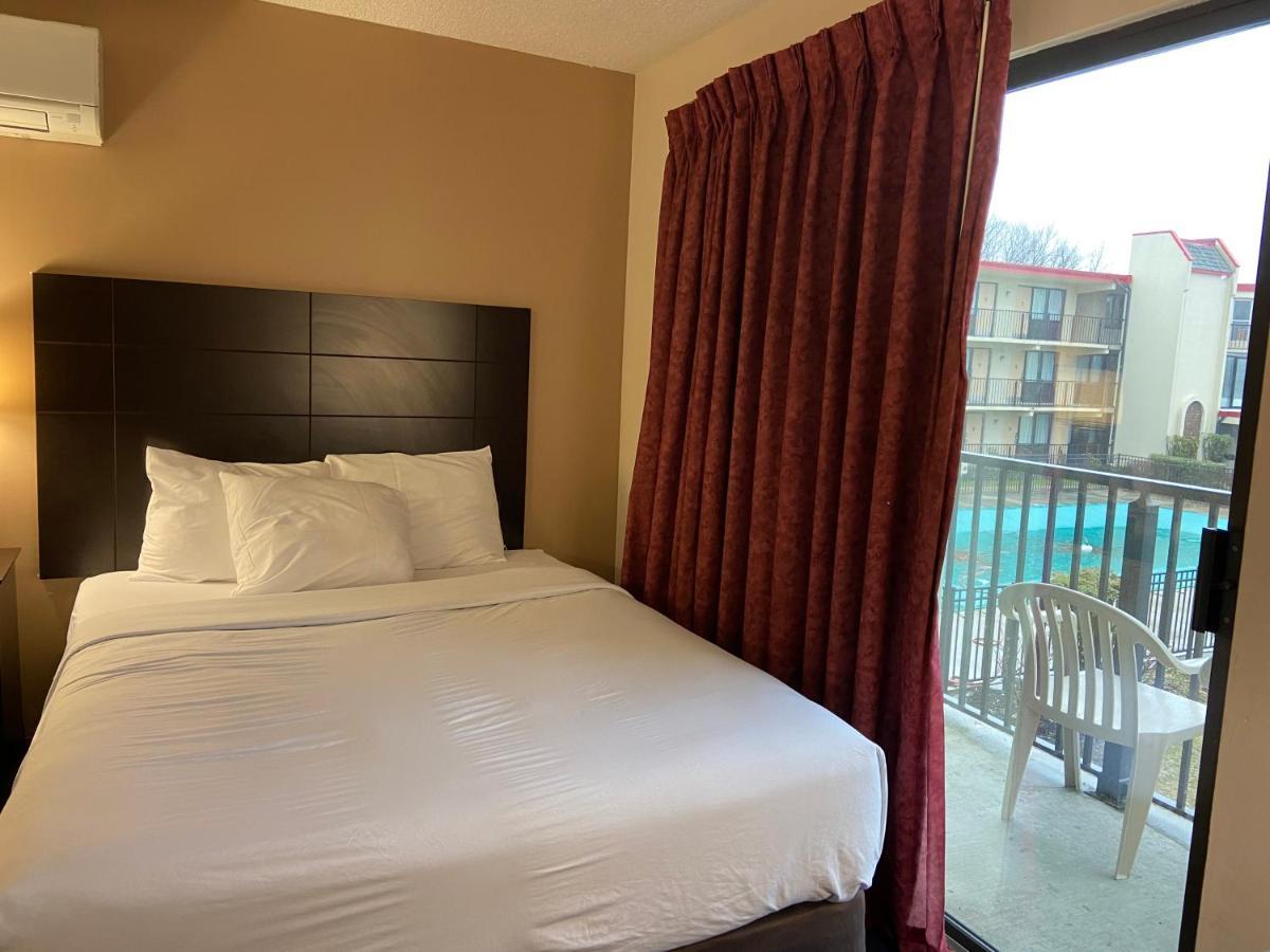 Econo Lodge Inn & Suites Rehoboth Beach Buitenkant foto