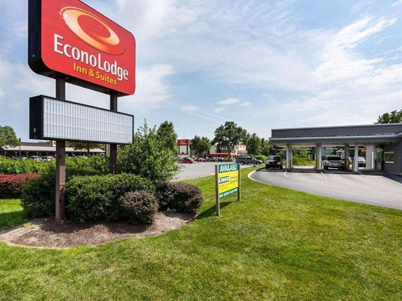 Econo Lodge Inn & Suites Rehoboth Beach Buitenkant foto