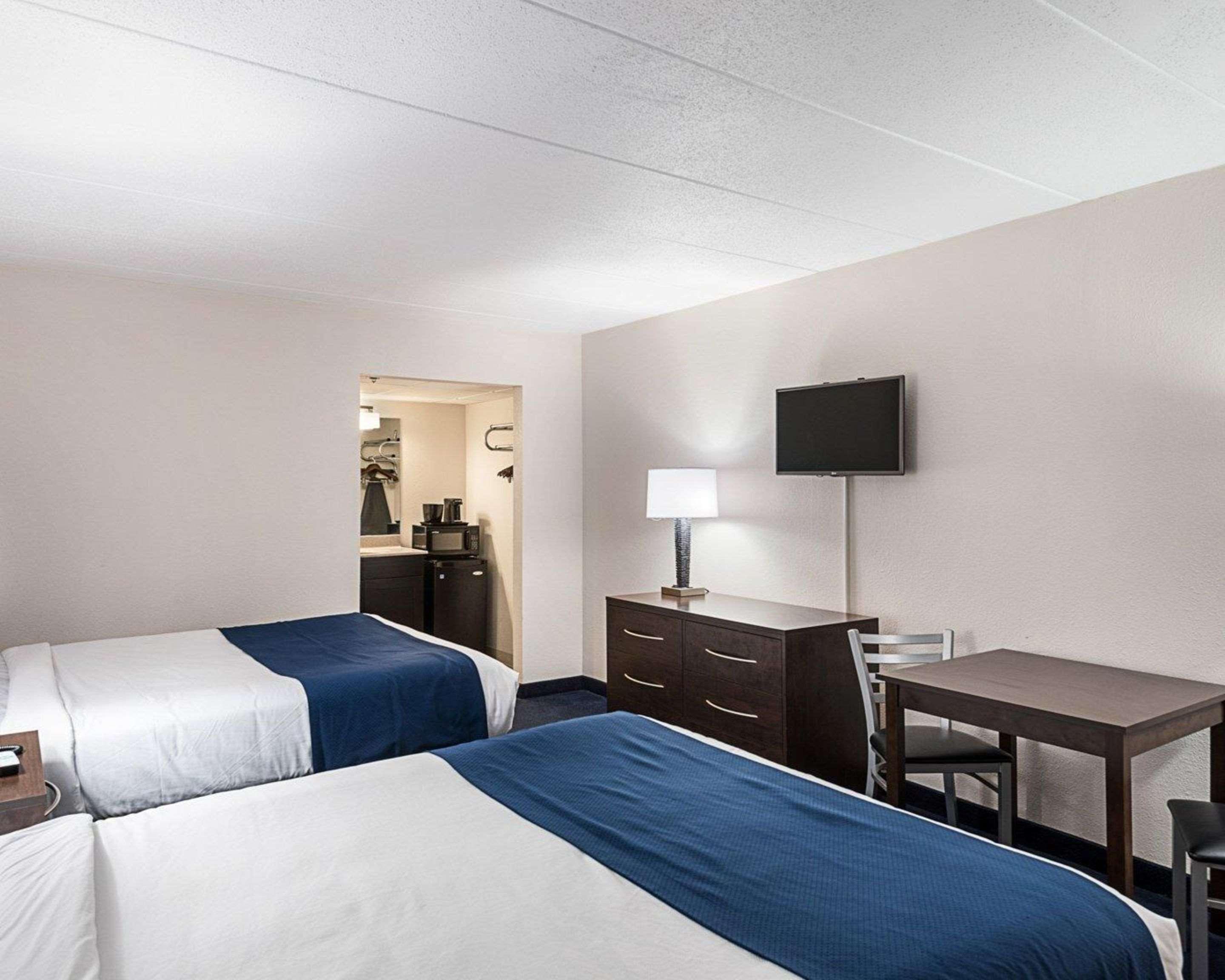 Econo Lodge Inn & Suites Rehoboth Beach Buitenkant foto