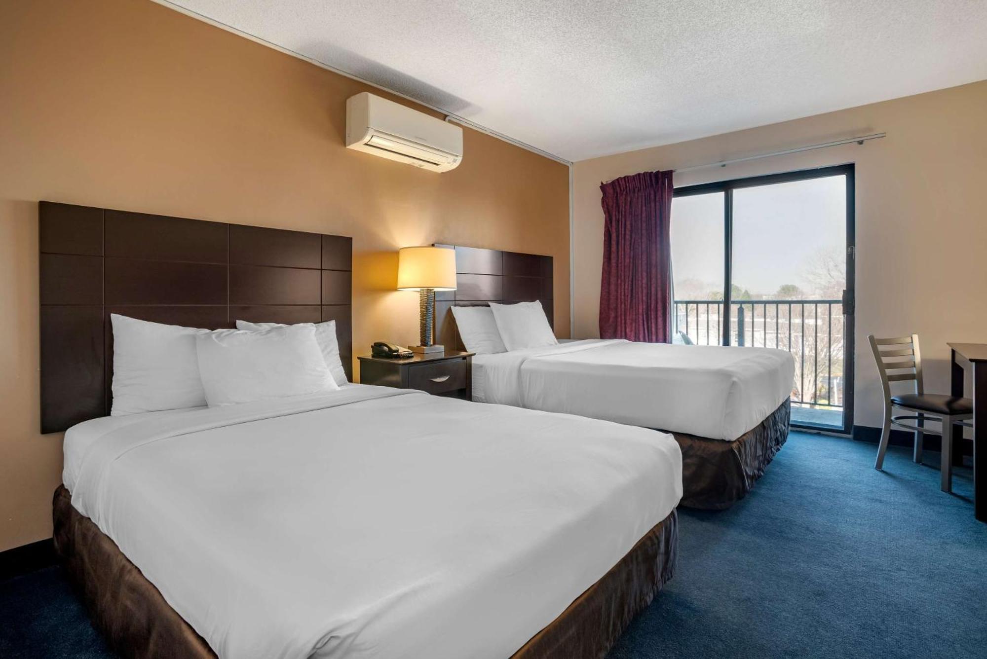Econo Lodge Inn & Suites Rehoboth Beach Buitenkant foto