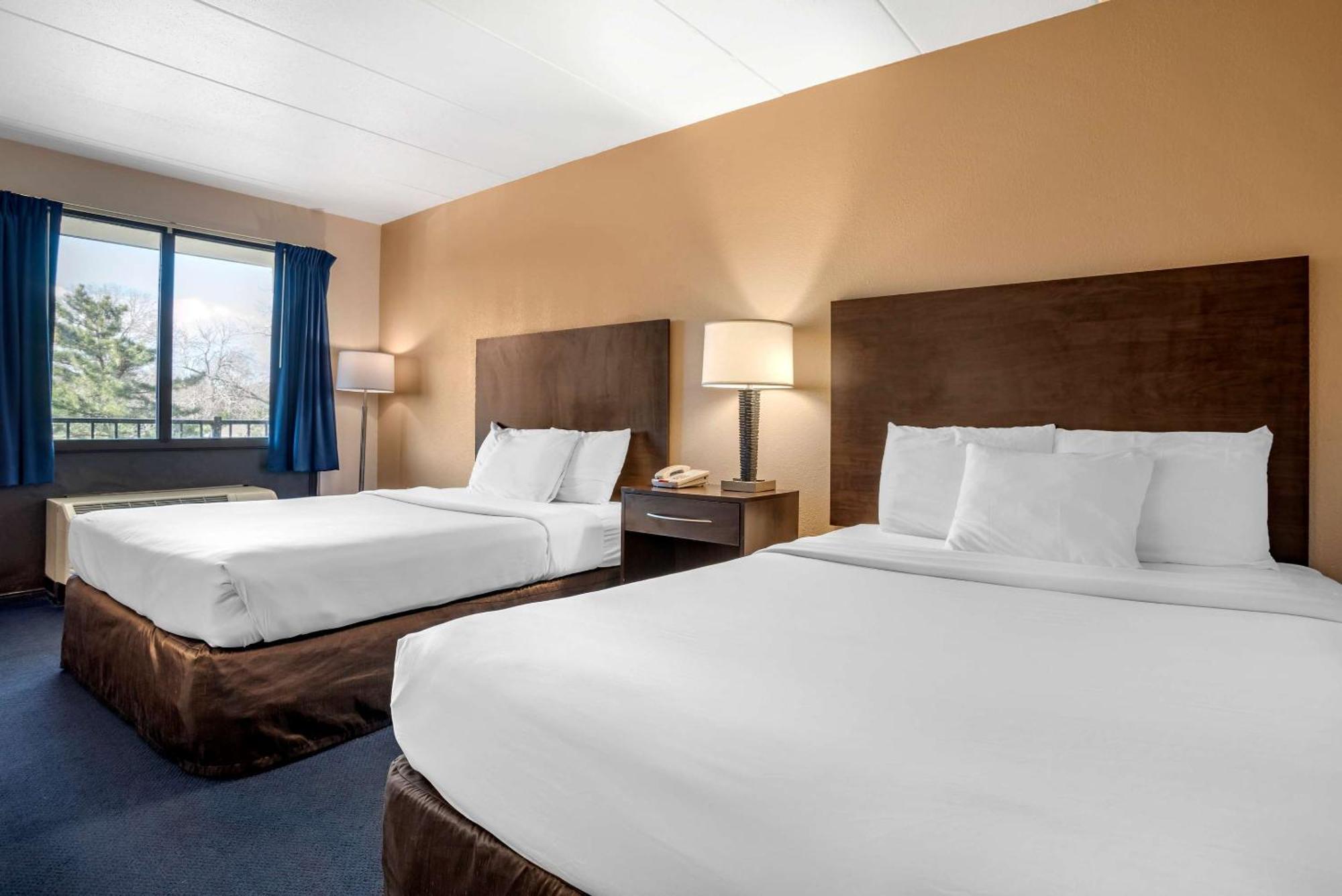 Econo Lodge Inn & Suites Rehoboth Beach Buitenkant foto