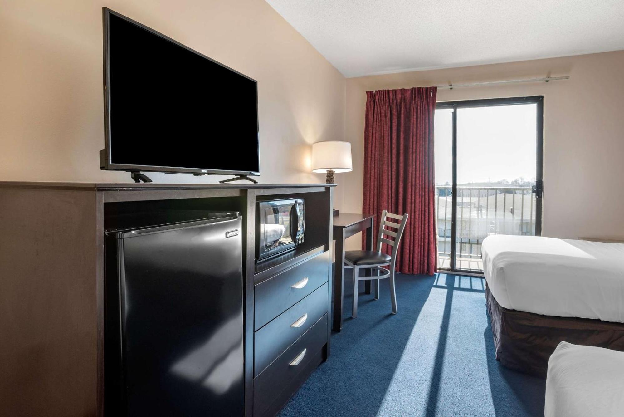 Econo Lodge Inn & Suites Rehoboth Beach Buitenkant foto
