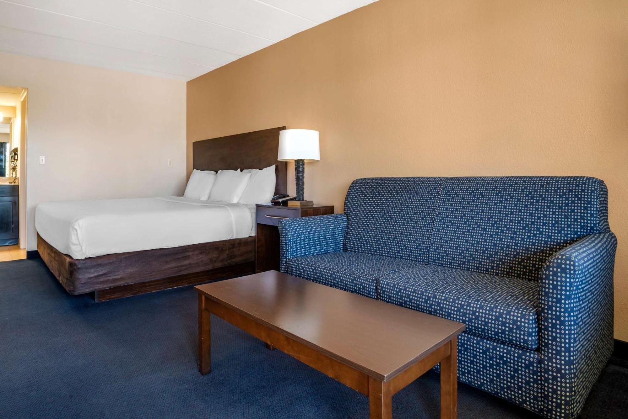 Econo Lodge Inn & Suites Rehoboth Beach Buitenkant foto